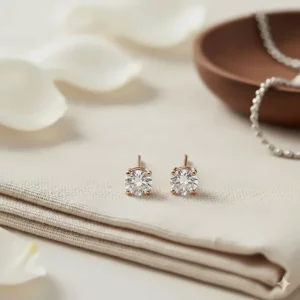 Classic and simple 18k rose gold stud earrings for everyday elegance.